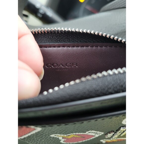 COACH CW453 Zip Card Case Wallet Heart Bolt Print Coated Canvas & Leathe… - Picture 6 of 6